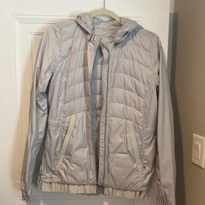 Lululemon Size 6 Lightweight Puffer